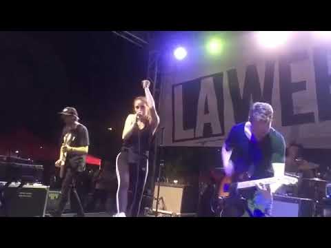 Zealyn Chinatown 2017 summer nights American idol Angie Miller covers Drakes Passionfruit!