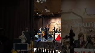 Christmas Medley - Here Comes Santa Claus / Santa Claus is Comin&#39; To Town as done by Linda Eder