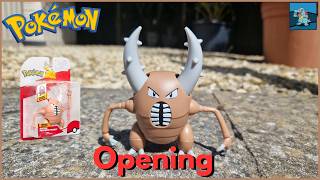 Jazwares Pokémon Wave 23 Battle Feature Figure Opening: Pinsir