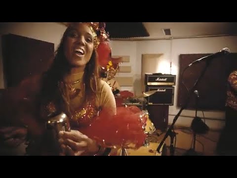 Cubaneros -  Ναι Μωρέ! (Ne More) - Quarantine Clip