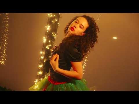Pearl Ramos x Artistic Raw - Mistletoe (Official Music Video)
