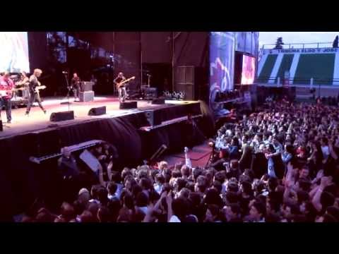 Una Y Otra Vez - Los Parientes