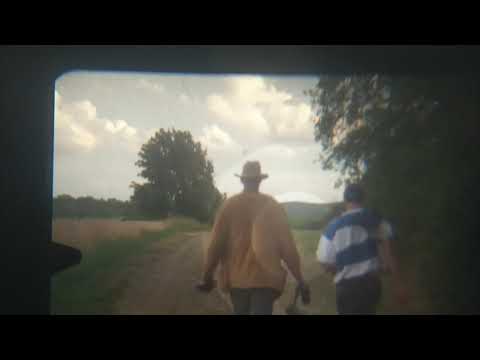 WAS MACHST DU FÜR SACHEN? - R NOWITSCH X BRATUXA G