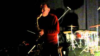 John Butcher solo saxophone, live at Gunther, Antwerpen, 2012-02-22 [part 1/4]