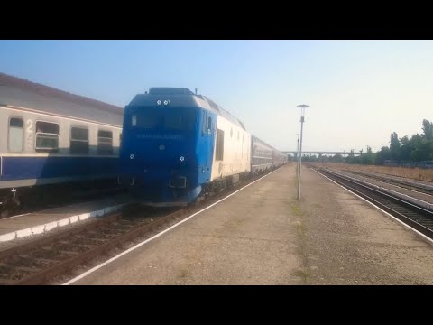 GM 64-1013-3 with IR 1945 [Mangalia - Satu Mare] arrive in Satu Mare
