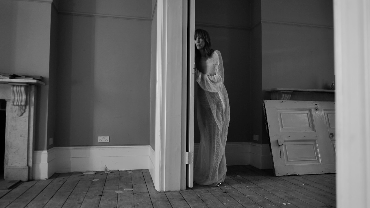 Beth Orton - The Ground Above (Official Visualiser) - YouTube