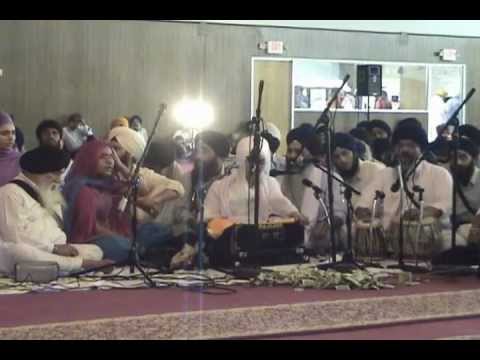 Bibi Tarvinder Kaur Jee (Seattle)-Raensabaayee Keertan, Carterat NJ  06 May 2006 - Part A.