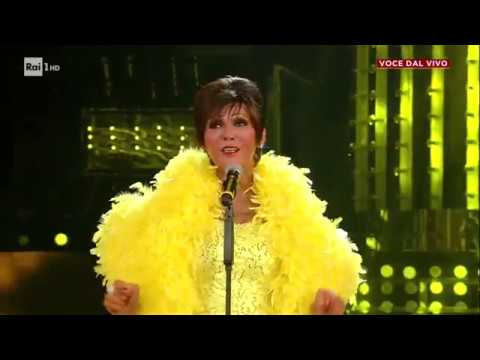 Shirley Bassey - Alessandra Drusian canta: "Goldfinger" - Tale e Quale Show  01/11/2019