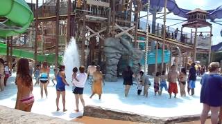 preview picture of video 'Me at Skull Island Bucket Fun Six Flags Great America Trip 12 8-1-12'