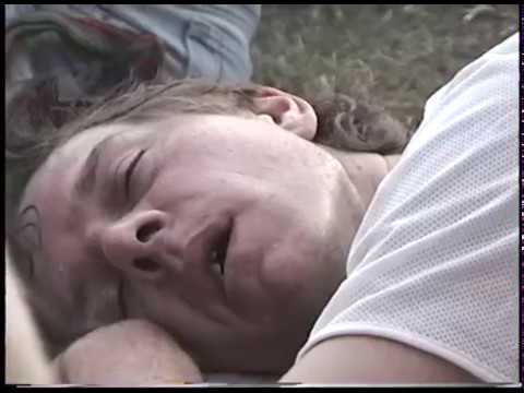 XT Mansion Crowd 1997 04 20