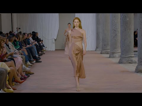Regality & Romance by Alberta Ferretti, Milan Spring/Summer 2024 | FashionTV | FTV