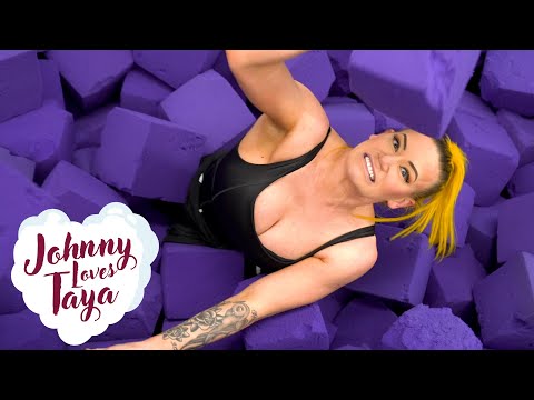 Johnny Loves Taya Episode Six, Top Moments From 3/19 WWE NXT, More | Fight Size