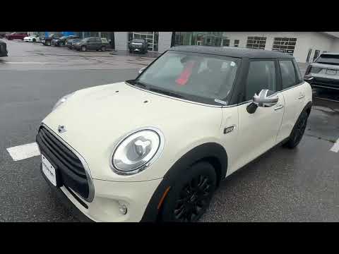 2017 MINI Cooper Hardtop 5 Door 