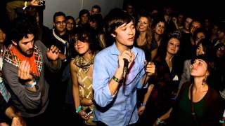 The Morning Benders - Hand Me Downs (Wild Nothing Remix)