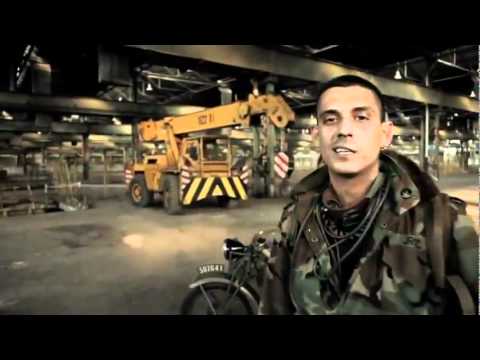 FABRI FIBRA CLUB DOGO NOYZ MARRACASH J AX LE LEGGENDE NON MUOIONO MAI