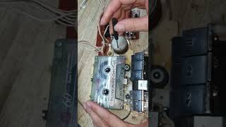 Download lagu Tape is jammed #cassetteplayer mp3
