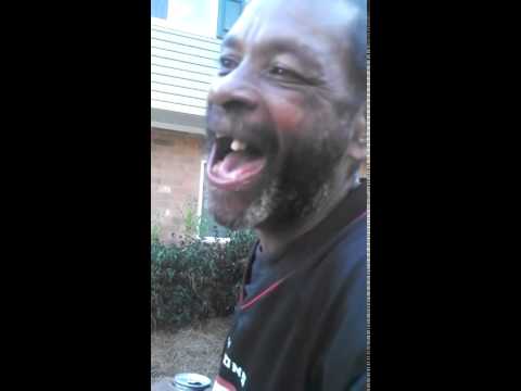 Homeless Man sings Bump N' Grind R. Kelly