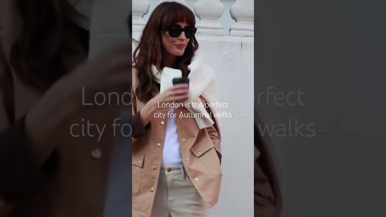 Now that Fall is here, I'm donning knit sweaters & drinking piping hot coffees ✨