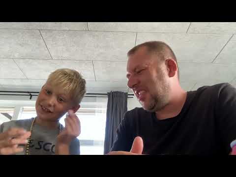 Nillerman3001 spiser verdens sureste slik