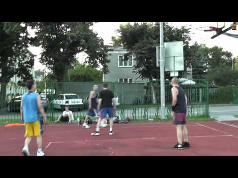16.07.2011 Puławy II turniej streetball - VI mecz
