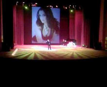 1 TARI QEZ HET EV ARANC QEZ (Varduhi Vardanyani hishatakin)