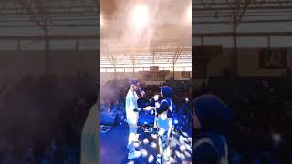 Download lagu Seneng banget bisa nyanyiin lagu #AkuIkhlas bareng mba Woro #NgAftershine #Aftershine #Shorts mp3