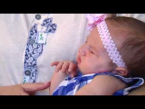 download lagu mp3 mp4 Baby Powder For Babies, download lagu Baby Powder For Babies gratis, unduh video klip Baby Powder For Babies