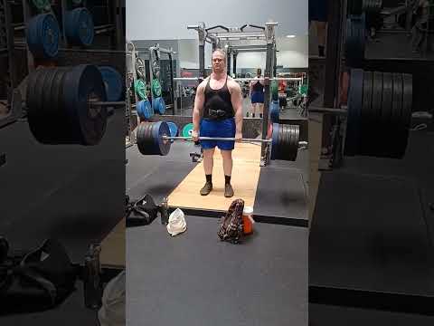 585 lbs / 266 kgs MEGA FATIGUED deadlift