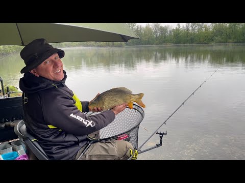 Light Methodfeedern mit Wurm und Mais #feedshorts #carpfishing #methodfeeder #methodfeederfishing 