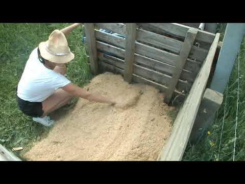 Szybkie kompostowanie trocin.  Jak kompostować trociny? `Kompost z trocin i trawy.