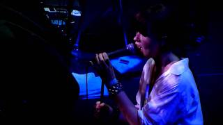 Maria Mena - Eyesore (Live HD @ Paradiso 15-12-2009)