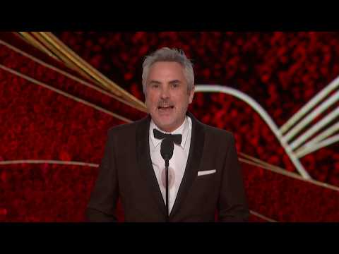 Alfonso Cuarón wins Best Director