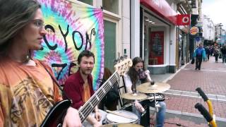 Halcyon Daze plays Grafton Street