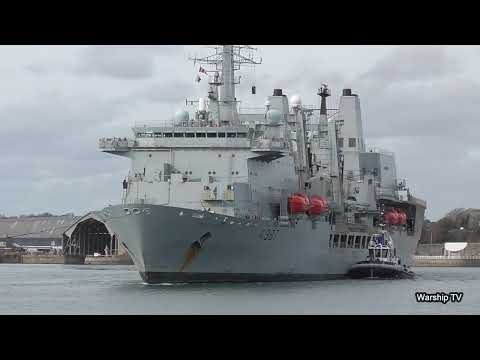 RFA FORT VICTORIA A387 LEAVES DEVONPORT NAVAL BASE AT ROYAL WILLIAM YARD - 11th February 2022