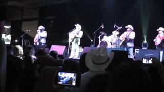 Los Rieleros del Norte - Intro y No Volvere