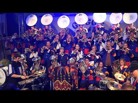 Guuggemusig Latärndlihöckler - Centuries