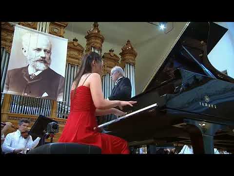 Tchaikovsky - Piano Concerto No. 1 | Yeol Eum Son