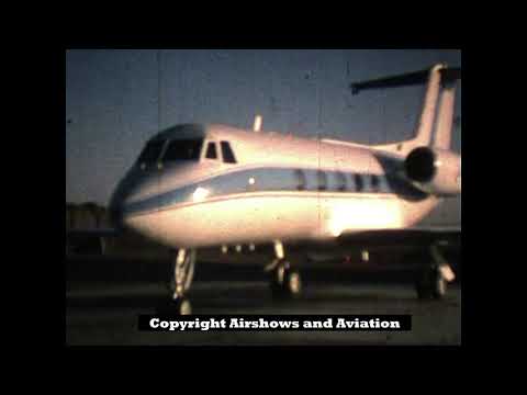 RARE Vintage Footage of a GULFSTREAM II taking off on a dirt airstrip