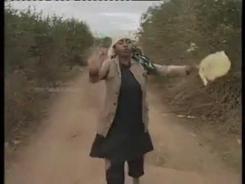 TSIKY TSIDIKA  -  LEKATITA SY KALABONAKA ( KOMEDY MALAGASY )