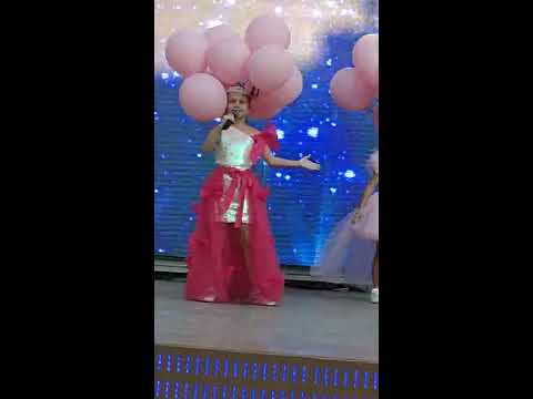 yara artiushkina-мечтай (показ мод "candy kid") 2019