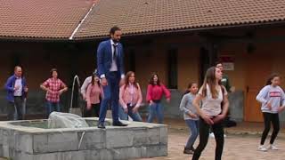 El hombre lapa , mansilla mayor and friends