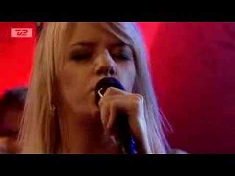 Pernille Vallentin on Meyerheim (Danish TV-Show) [2007]