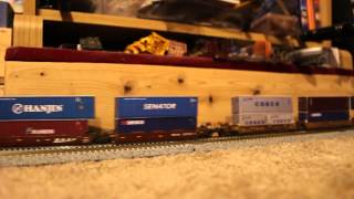 Longest N scale stack train 113 cars