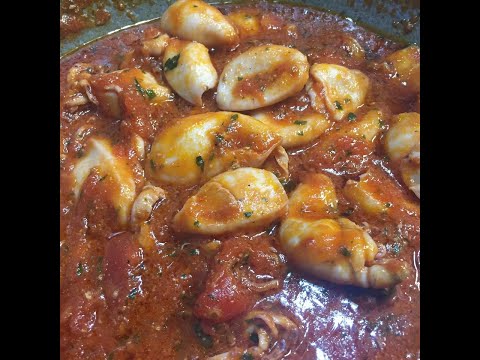 CALAMARI IN UMIDO