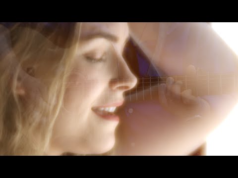 Amy Castle - Moving On (Official Music Video)