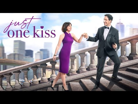 afbeelding Just One Kiss (2022) Lovely Adventure Trailer... the City is playing their Song