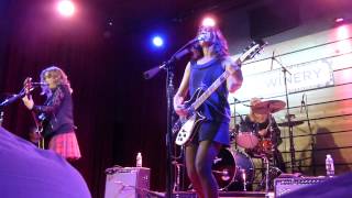 The Bangles - In Your Room / Hero Takes A Fall