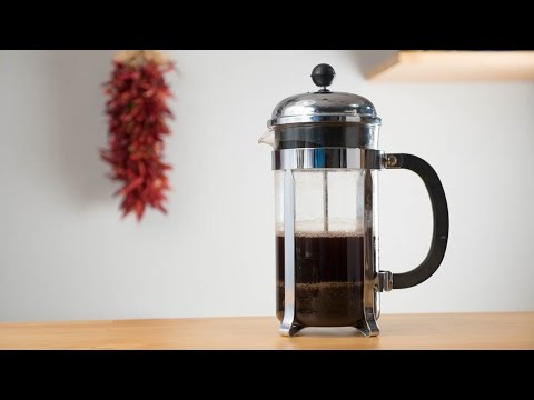 image-How do old fashioned coffee pots work?
