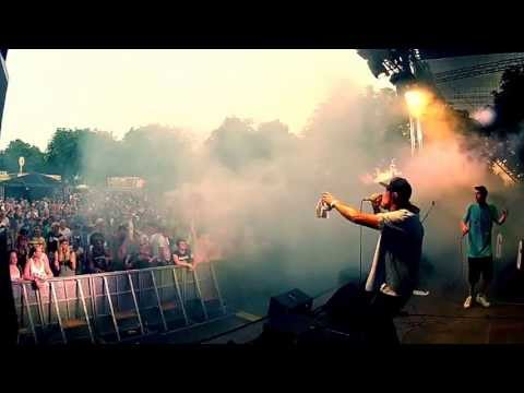 iLLBiLLY HiTEC ft. Longfingah & Tribuman - Live at Big Day Out