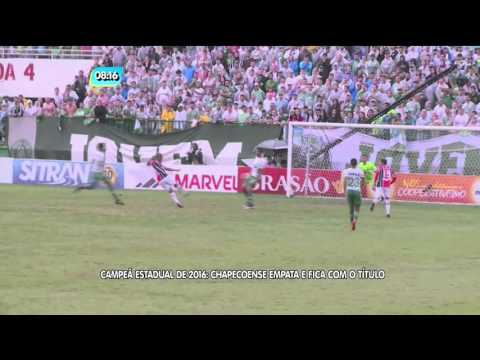 Chapecoense empata e fica com o título do Campeonato Catarinense 2016